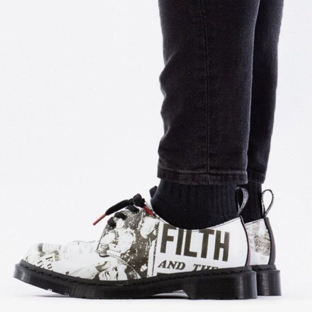 NEW DR. MARTENS Sex Pistols 1461 Oxford Shoes Punk 3-Eye B/W Newspaper Print Doc - Picture 2 of 9